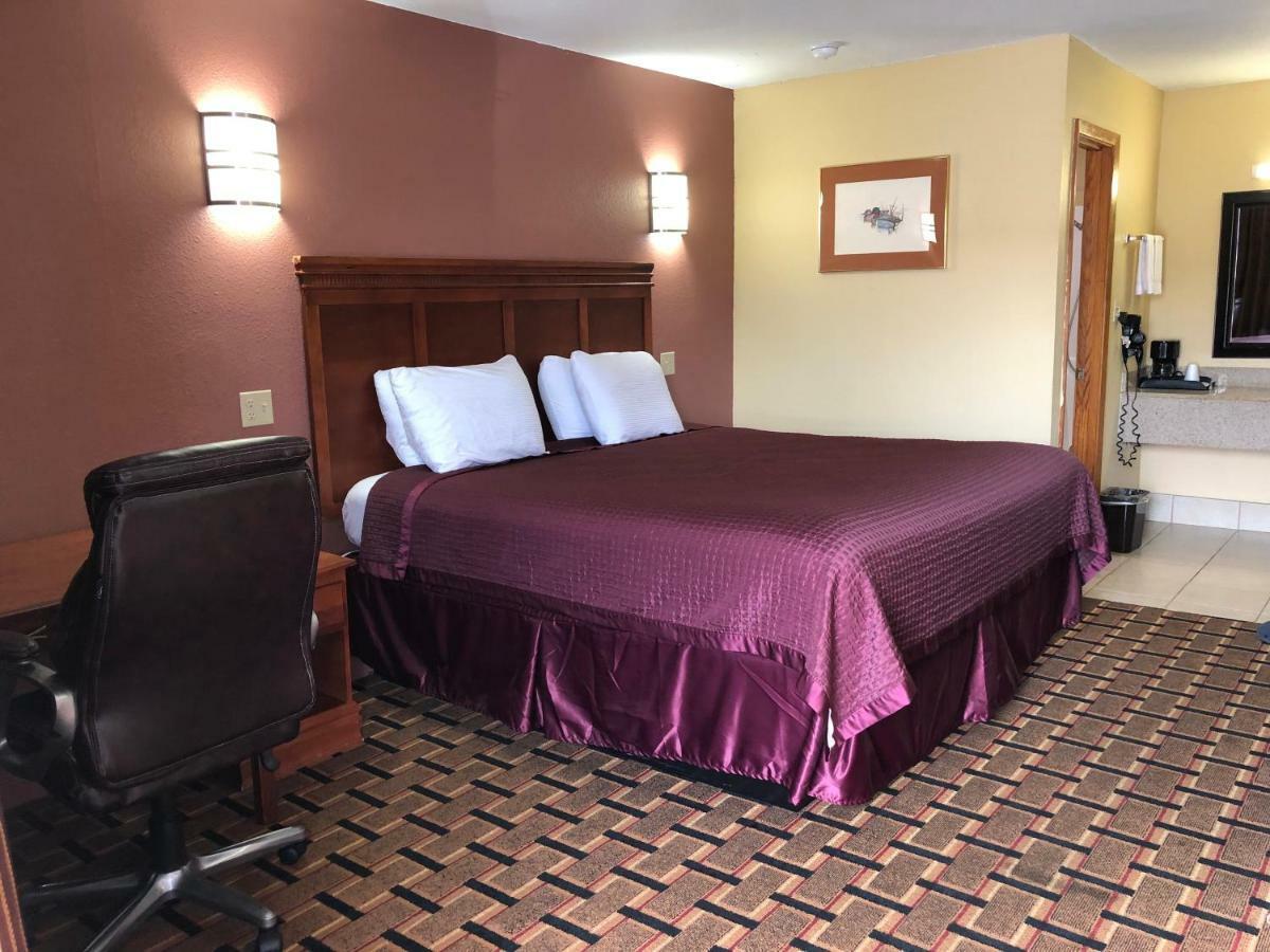 Americas Best Value Inn-Indianola Exterior foto